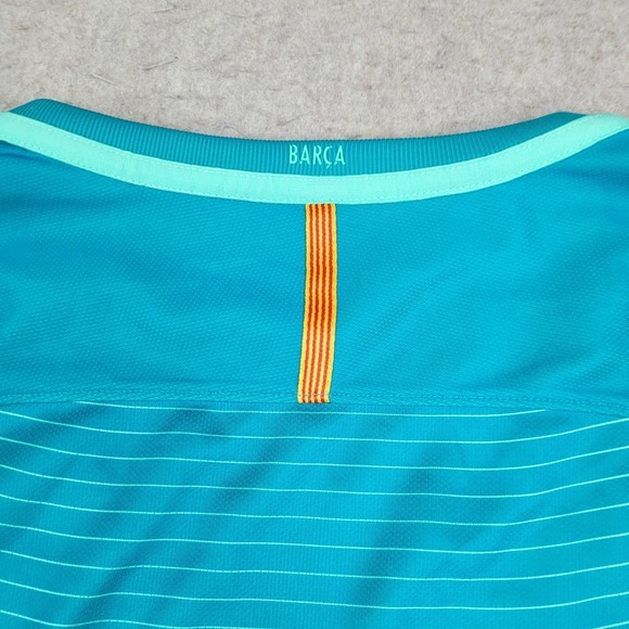 Nike FC Barcelona Soccer Teal Jersey 2016-17 Third Kit Shirt Jersey Womens M - Picture 9 of 14